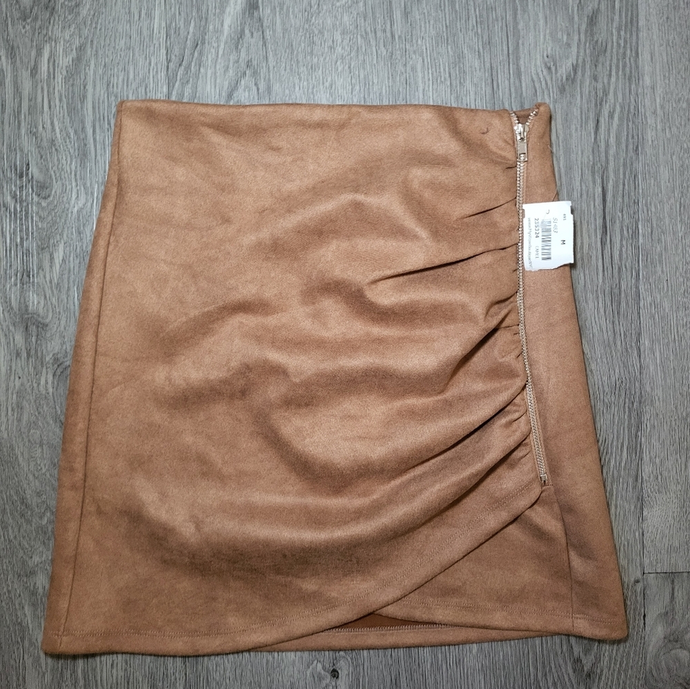 French Kiss skirt